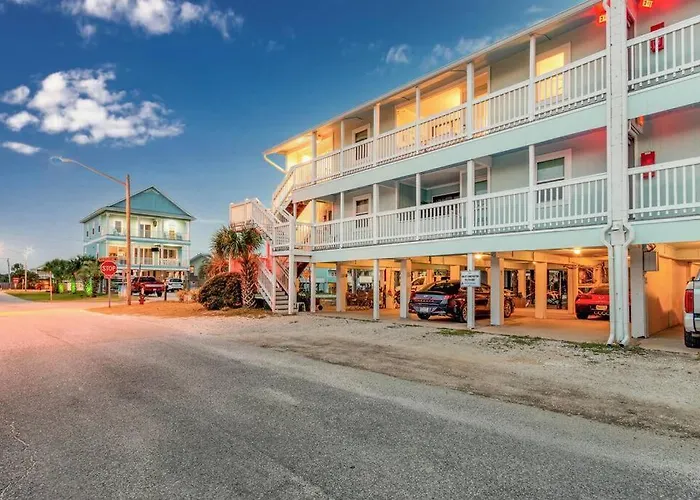 Snowbird Haven: Big Monthly Savings, Steps To Sand